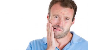 pain and toothache among main dental cyst symptoms 